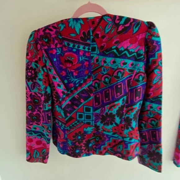 Anne Crimmins for Umi Collection SZ 6, silk blazer and skirt. Vintage. Lovely. - Picture 8 of 15